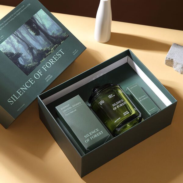 Green crystal diffuser gift set with neatly arranged components
